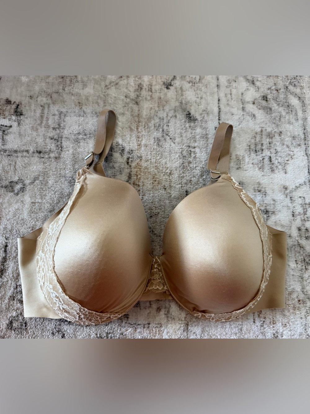 Soma Vanishing Back Full Coverage Bra 38DD Nude Beige Lace Trim Underwire